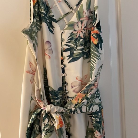 Adelyn Rae dress - only worn twice - Picture 2 of 4